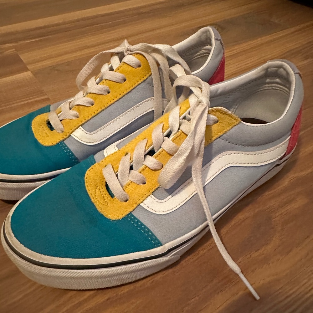 Women’s Color Block Vans